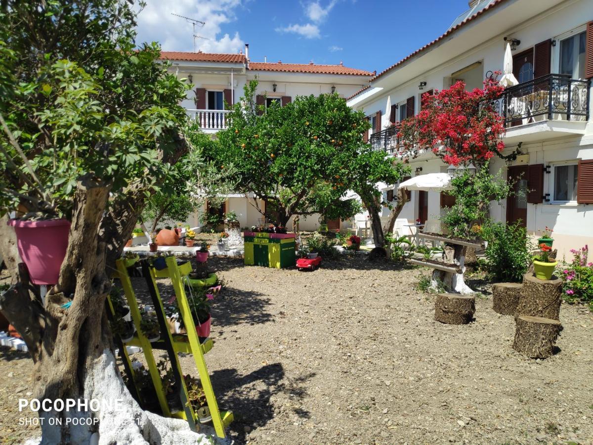 Katerina Apartments Kokkari Bagian luar foto