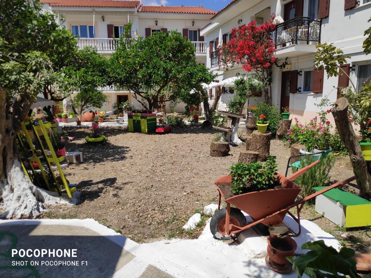 Katerina Apartments Kokkari Bagian luar foto