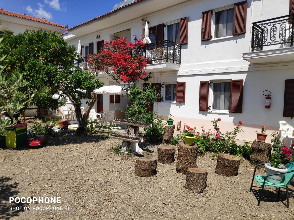 Katerina Apartments Kokkari Bagian luar foto