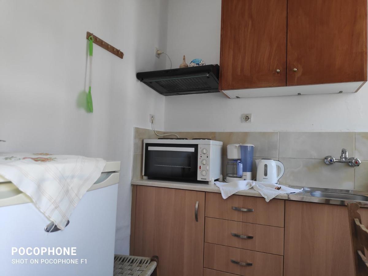 Katerina Apartments Kokkari Bagian luar foto