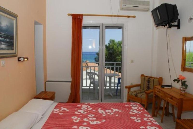 Katerina Apartments Kokkari Bagian luar foto