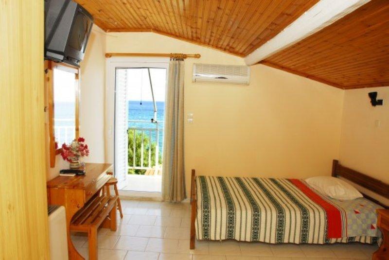 Katerina Apartments Kokkari Bagian luar foto